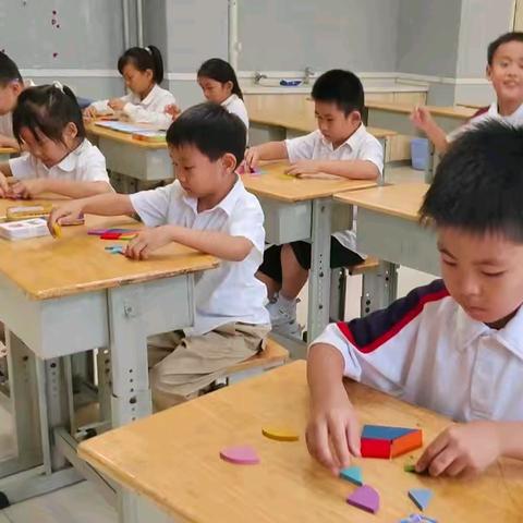 心花怒放——九巧拼出多彩世界