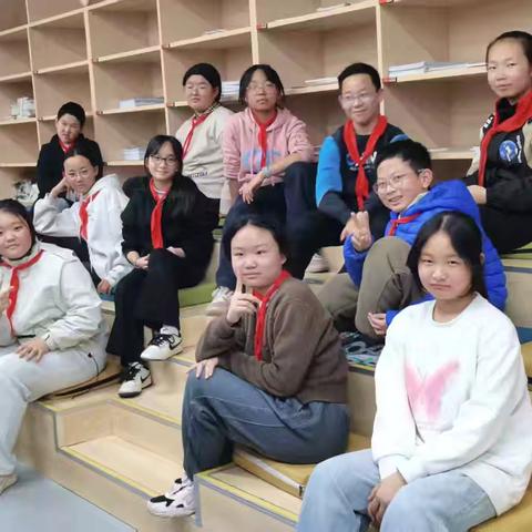 梦想启航，声动校园——小小主持人社团成长记