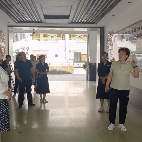 交流促发展 互学共成长——大名县小学范振景名校长工作室到连城小学观摩学习