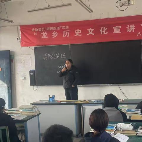 消防演练进校园 筑起安全防火线 八公桥镇第一初级中学