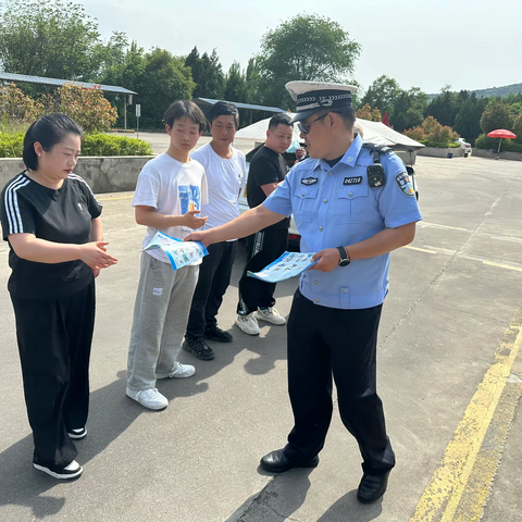 金台交警进恒远驾校开展交通安全宣传