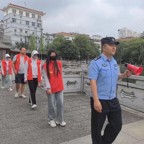 “警”防溺水，平安一“夏”