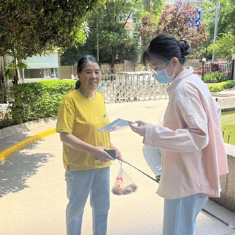 太乙路街道北沙社区开展城乡居民养老宣传工作
