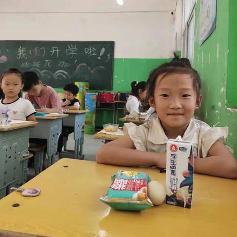 不负时光  ，“食”刻相伴——车往中心校黄甘固学校美味营养餐