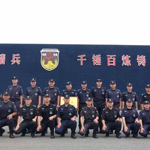 骄阳似火，夏季护安正当时，岗位练兵，实战实训勇向前——安义特巡警在市局特巡警训练会操中勇得三等奖！