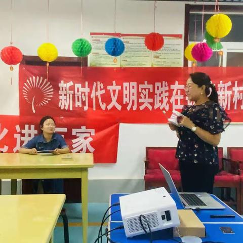 “口腔义诊走进社区，健康知识深入人心”主题宣讲活动