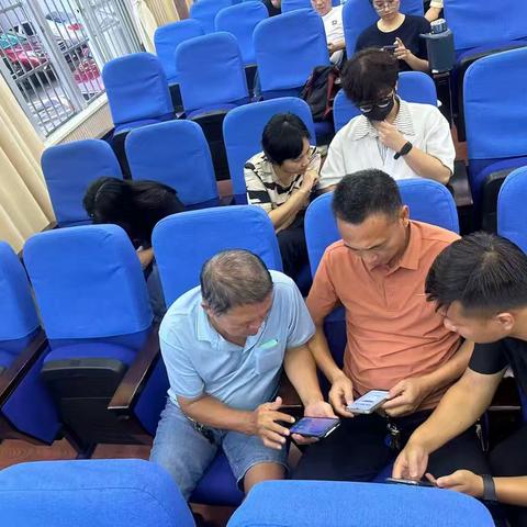 体育科组十二月份智慧平台互帮学习活动纪实