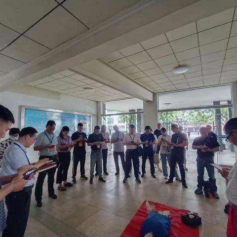 县人大第六代表监督小组开展“提升全民应急救护能力”民生实事项目监督活动