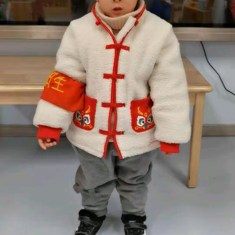灵童幼儿园小一班宝贝第十五周天气播报
