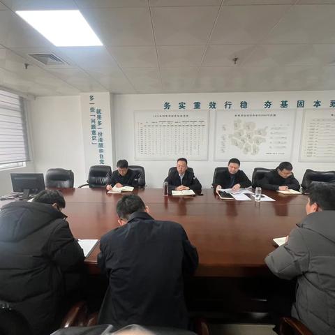 柴冰到配网部指导落实公司四届五次职代会暨2025年工作会议精神