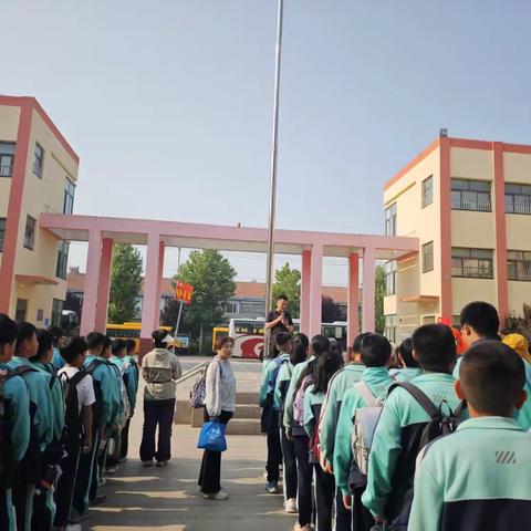 触摸历史印记 对话古今名人——石桥子学校小学部夏日研学之旅回顾