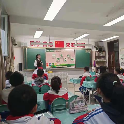 新春街道通顺社区开展垃圾分类进校园宣传活动