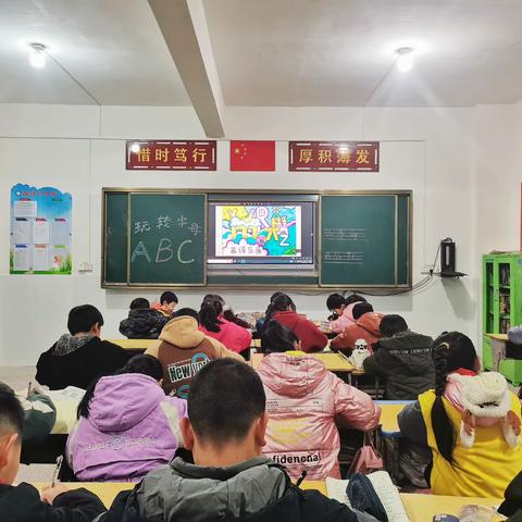 “英”韵飞扬 “语”你相约——记遂川长征英烈红军小学英语学科竞赛活动