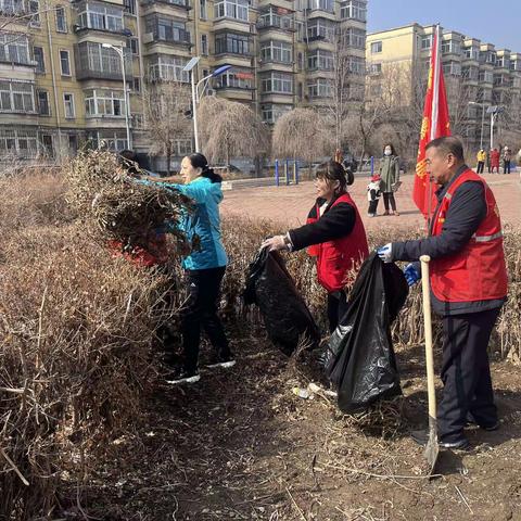 繁荣街道新华社区开展爱国卫生大清扫活动