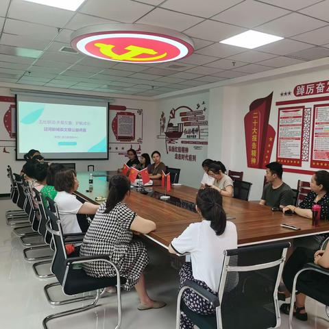 关爱女童-护航成长