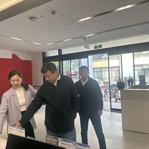 走访基层促落实  政策宣讲惠民生