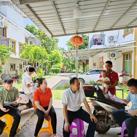 县委常委、县政府常务副县长陈扬洲到邦溪镇南班村入户走访收入下降户
