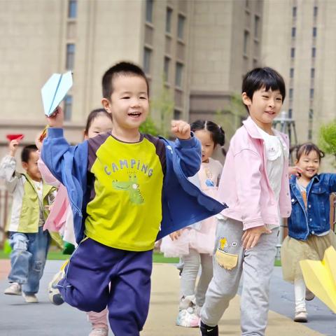 小二班四月份主题活动《春天来了》