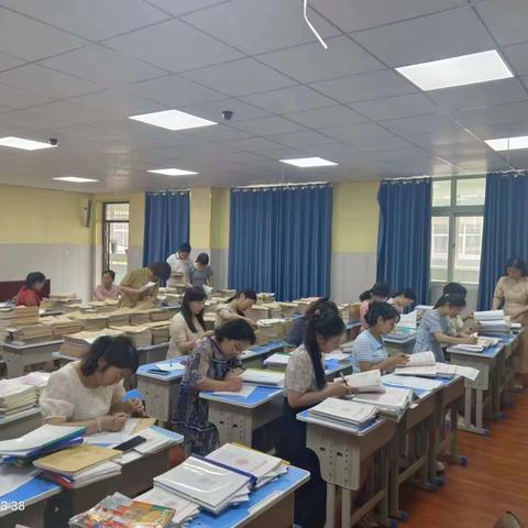 以常规抓教学，以检查促提升————郾城区第二实验小学期末教学常规检查