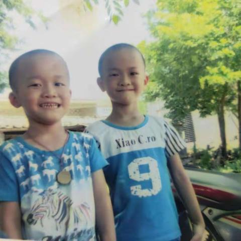 符嘉宁成长纪念册