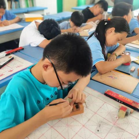 篆刻社团展播 辅导教师:张红梅