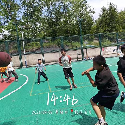 重温幸福里社区两委开展困境儿童暑期公益托管的暖心历程