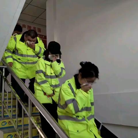 白城南收费站开展消防安全应急演练