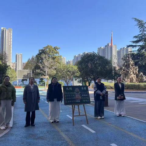 与爱相约话成长 家校携手赴新程 ——祥云路小学家长会圆满落幕