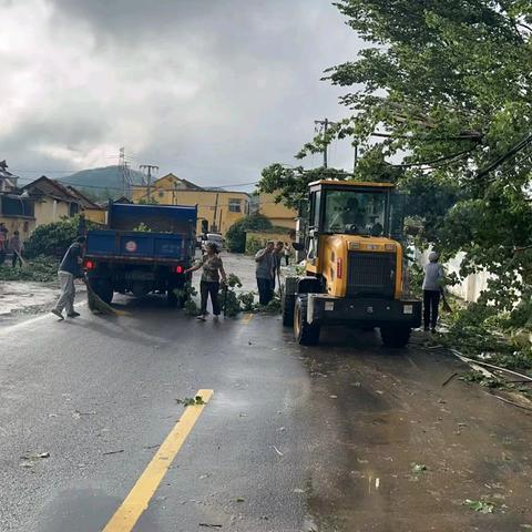 雨后清理 汶源亮新颜