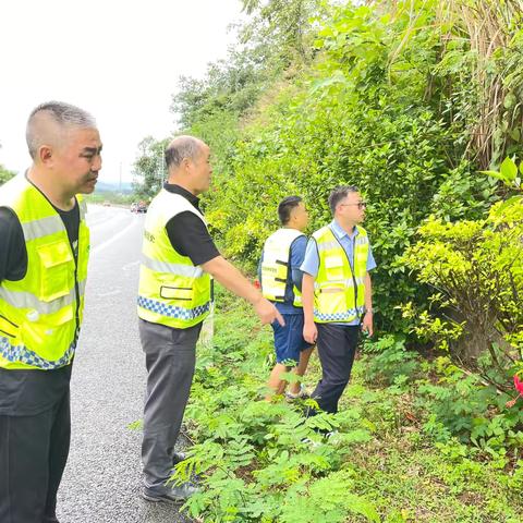 西双版纳管理处周爱民处长一行到勐腊分处开展汛期安全生产 督查检查