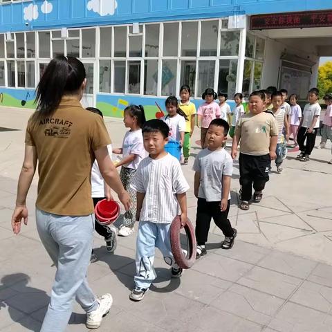 回归自然，拥抱夏天 ——东墟幼儿园基地活动