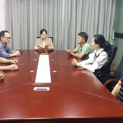 致公党屯昌县支部举办学习贯彻习近平新时代中国特色社会主义思想主题教育（第二期）读书班