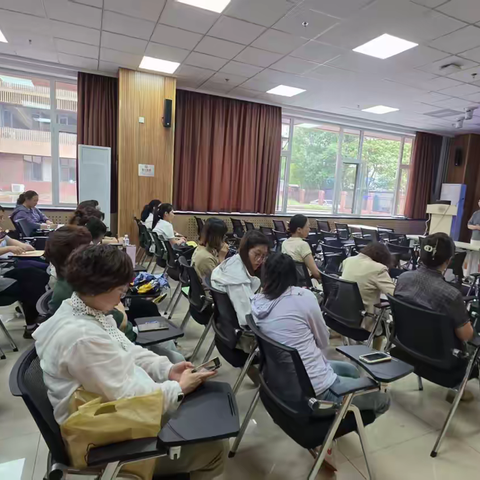 AI赋能新教材 提升课堂教学新理念 	——红桥区小学英语四年级教研活动圆满举行