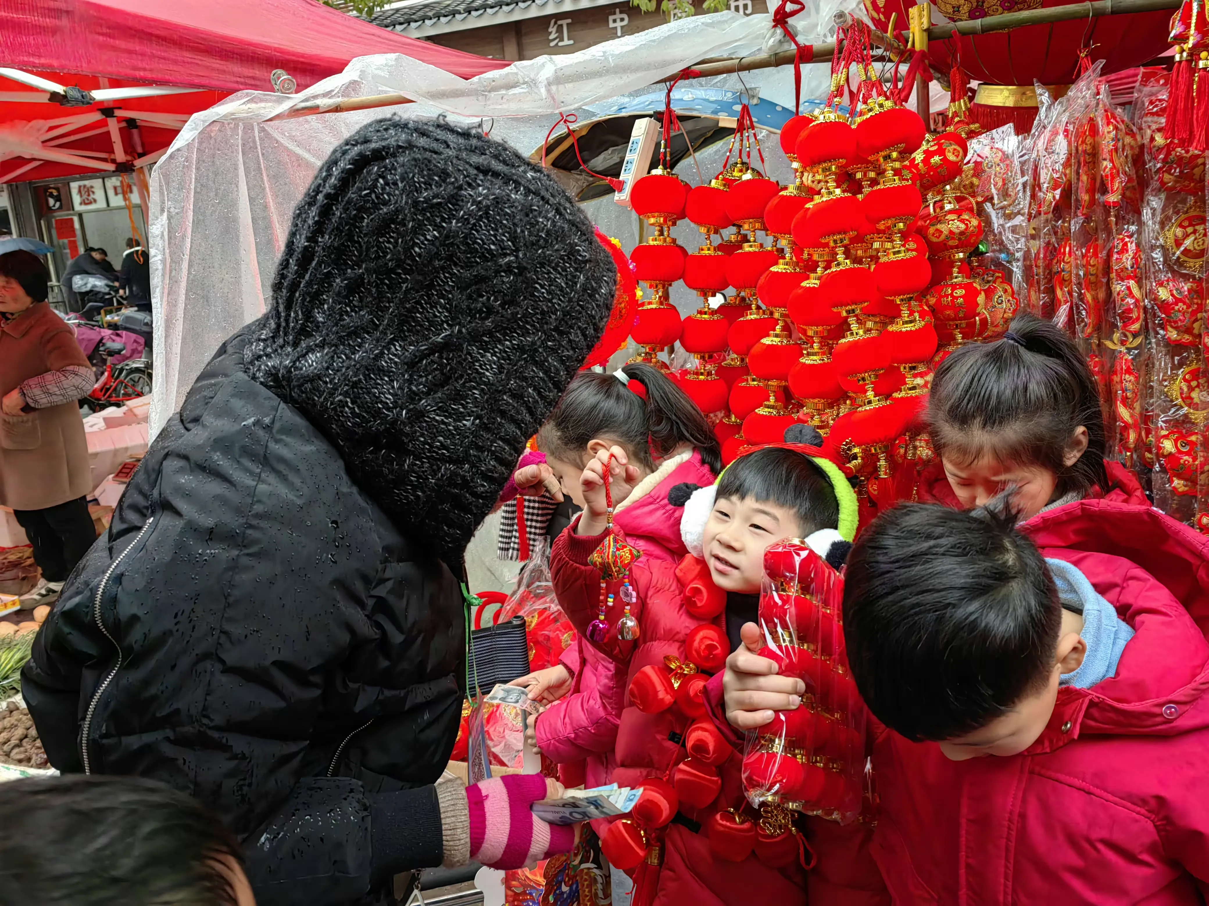 小学生寻找年味美篇图片