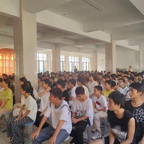 预防校园欺凌  筑牢禁毒防火墙  守护青春伴成长