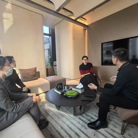 龙华"楼帮办"政务进楼宇  惠企便民零距离