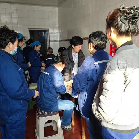 锦绣支行非法使用人民币图样行为宣传总结