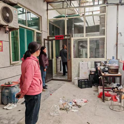 西仵镇西仵村网格员的简篇