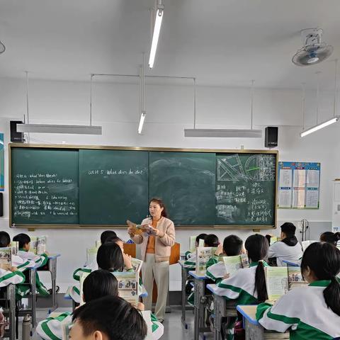 朗朗晨读声，不负好时光——记向阳小学六年级“花样”晨读方法指导课题研究