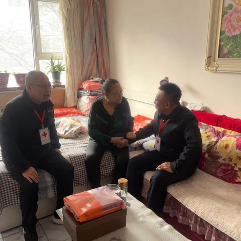 平城区红十字会开展节前入户慰问活动