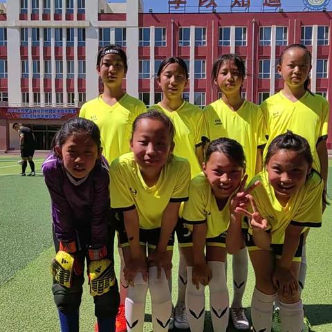 放飞足球梦，拼搏绿茵场  ⚽  新城区名都小学足球社团