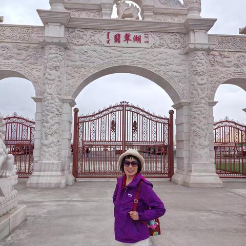 翡翠湖与茶卡盐湖：在天地镜像间遇见自己