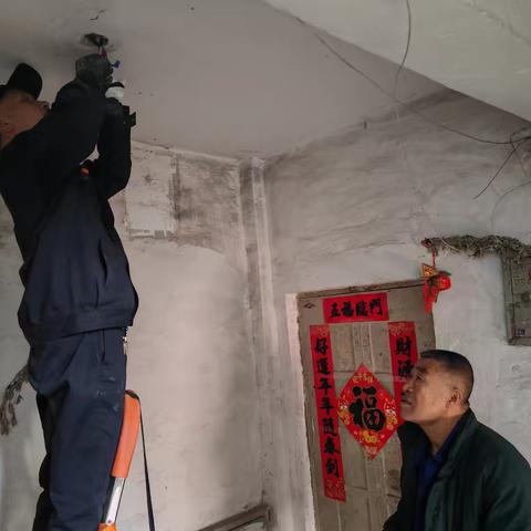 点亮感应灯 照亮回家路 ——华新社区