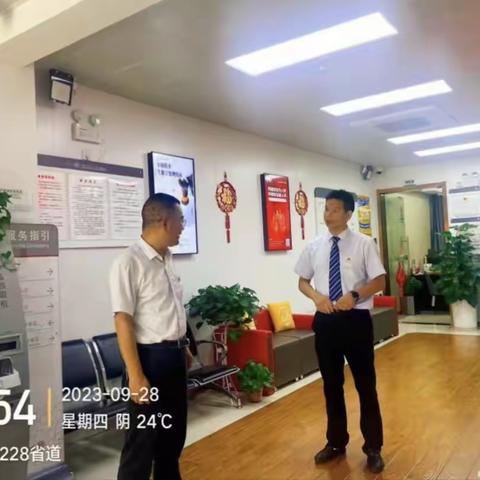 铜陵分行开展“客服经理关爱日”慰问活动