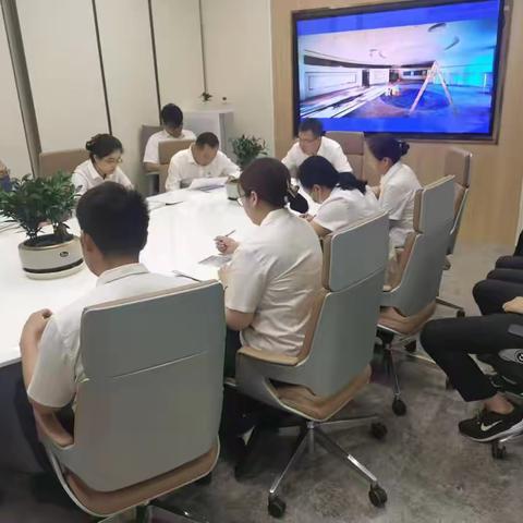 丰台丽泽金融商务区支行聚焦 “网点案防”管理 加强员工警示教育