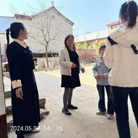 爱在家访，花开无声—— 柏枝寺小学五一假期家访活动