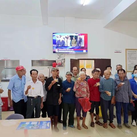 红旗镇土桥社区长者饭堂开展“月满中秋，携爱同行”中秋节主题服务活动