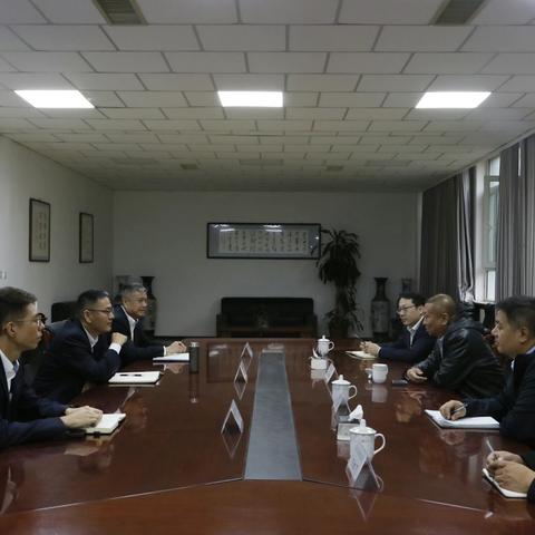 伊犁销售公司与中石化开展座谈