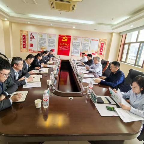 精准辅导明方向 凝心聚力启新程 ——兵团分行专家团队赴博乐市兵团支行开展重点业务辅导