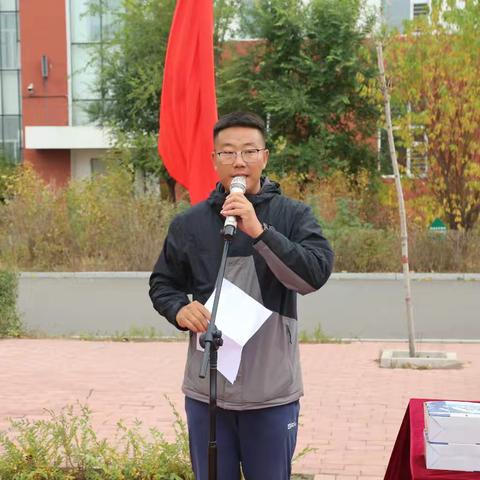 军校共建  双向育人——巴彦县人民武装部向张甲洲红军小学捐赠国防器材仪式纪实